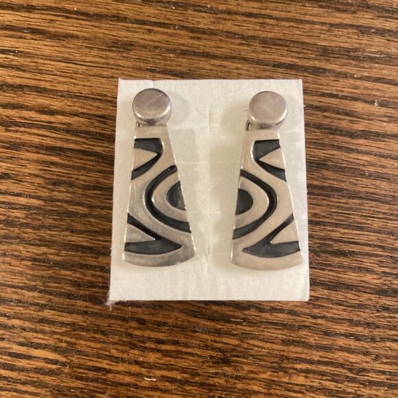 VTG MEXICO ETCHED OXIDIZED STERLING 925 Jungle EARRINGS Hopi Style - Picture 1 of 5